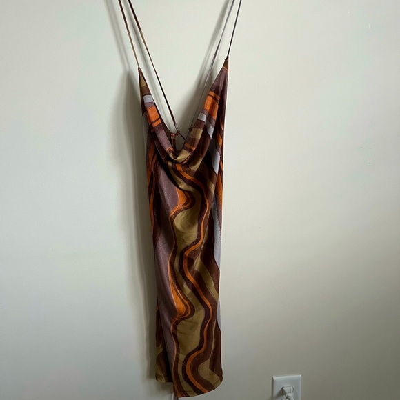 BEXY DRESS FESTIVAL SEASON WITH OPEN STRAPY BACK - Picture 2 of 4